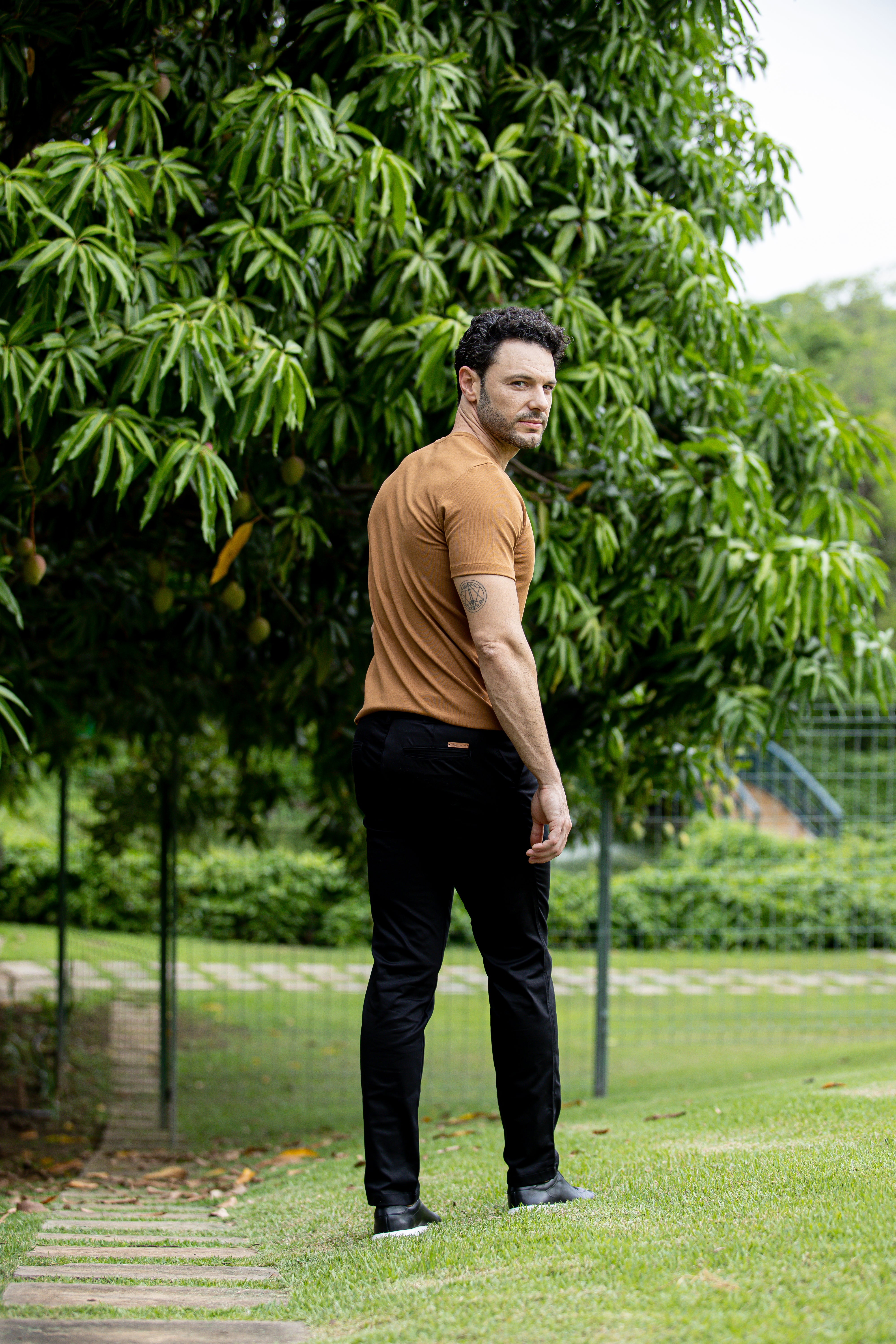 Calça Sarja Preta Slim